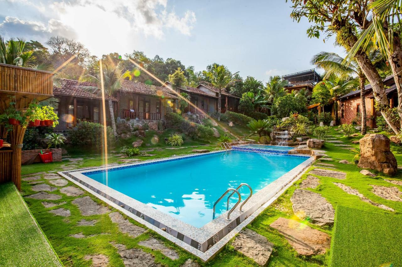 Oyo 164 Mely Wow Resort Phu Quoc Exterior foto
